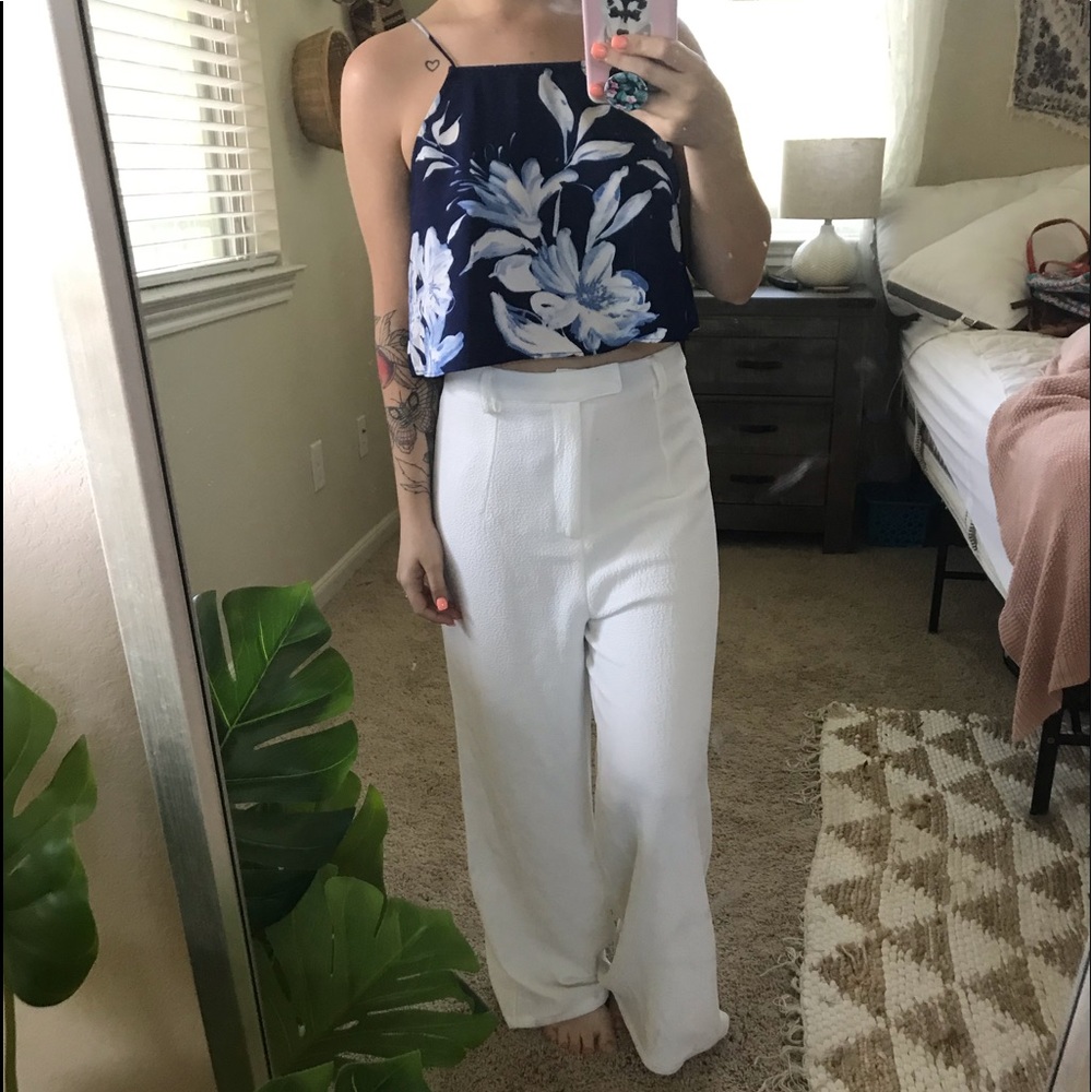 Missguided white high waisted pants SZ 4